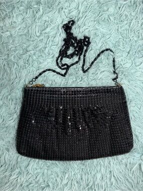 Source Unknown Black Sequin Wristlet Clutch with Chain